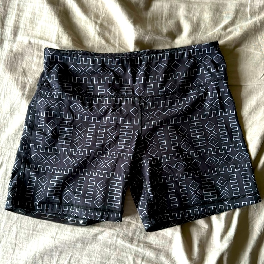 IAB 5 in shorts